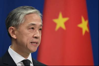China evita tomar partido sobre crise na Ucrânia e pede moderação