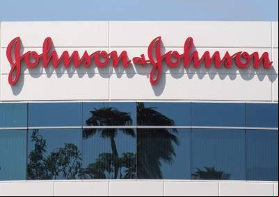 Johnson & Johnson terá de pagar US$ 19 mi a homem com câncer que usou talco