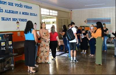 Projeto prevê aumento na remuneração de gestores da rede pública de ensino